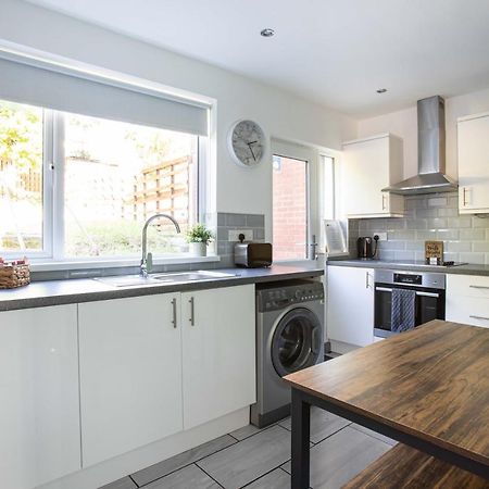 Fully Refurbished North Belfast Home Екстер'єр фото