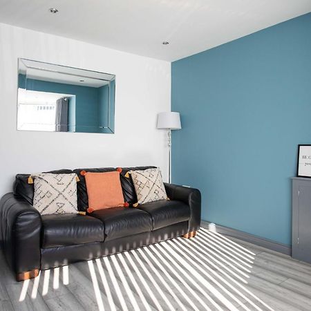 Fully Refurbished North Belfast Home Екстер'єр фото
