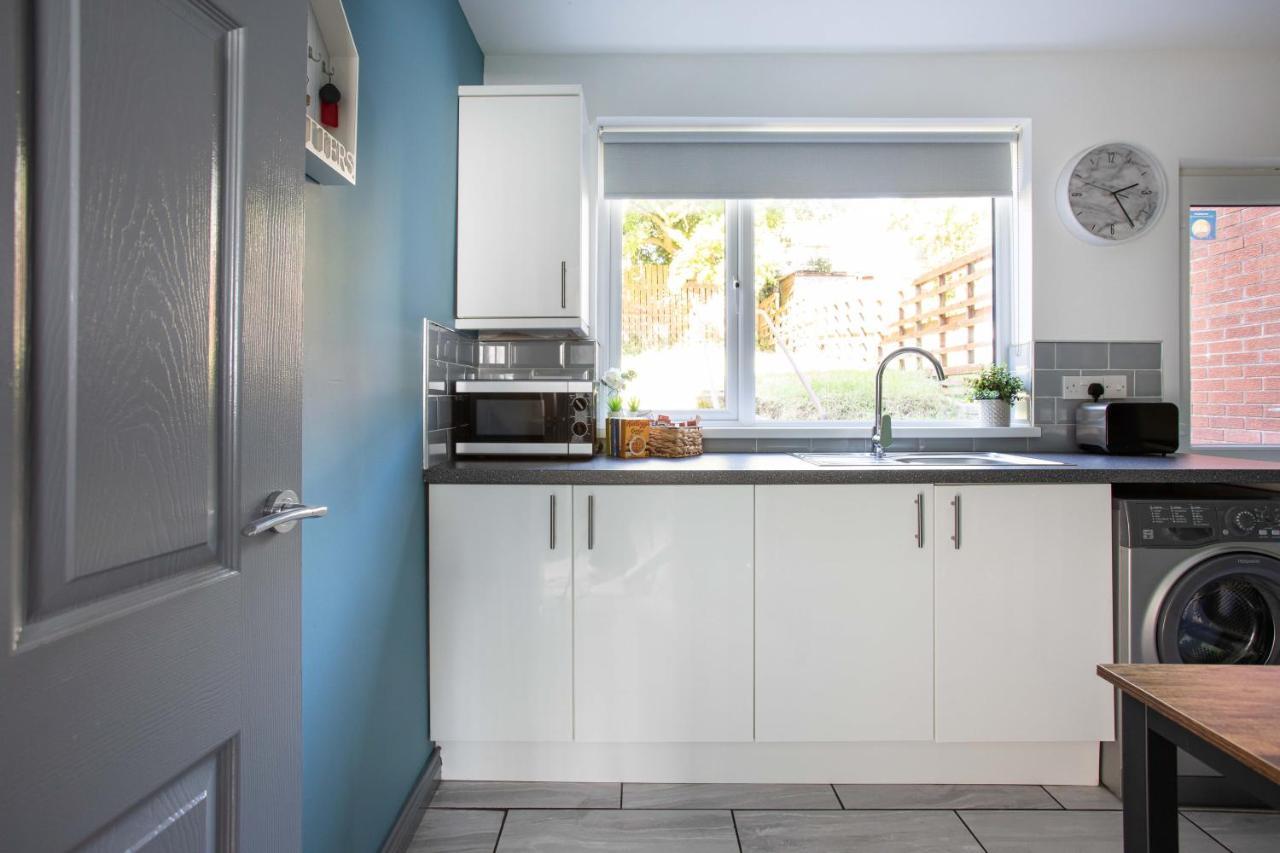 Fully Refurbished North Belfast Home Екстер'єр фото