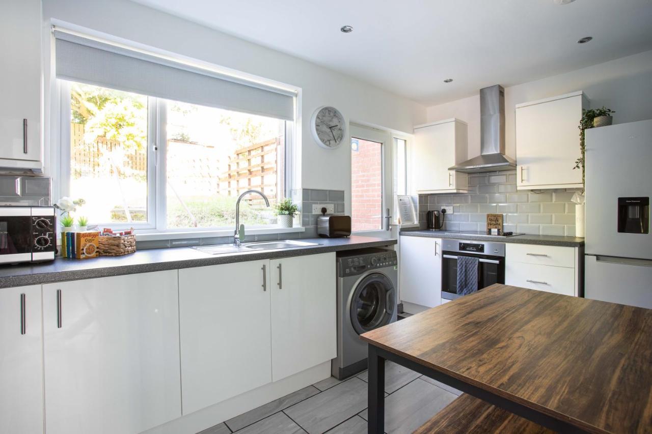 Fully Refurbished North Belfast Home Екстер'єр фото