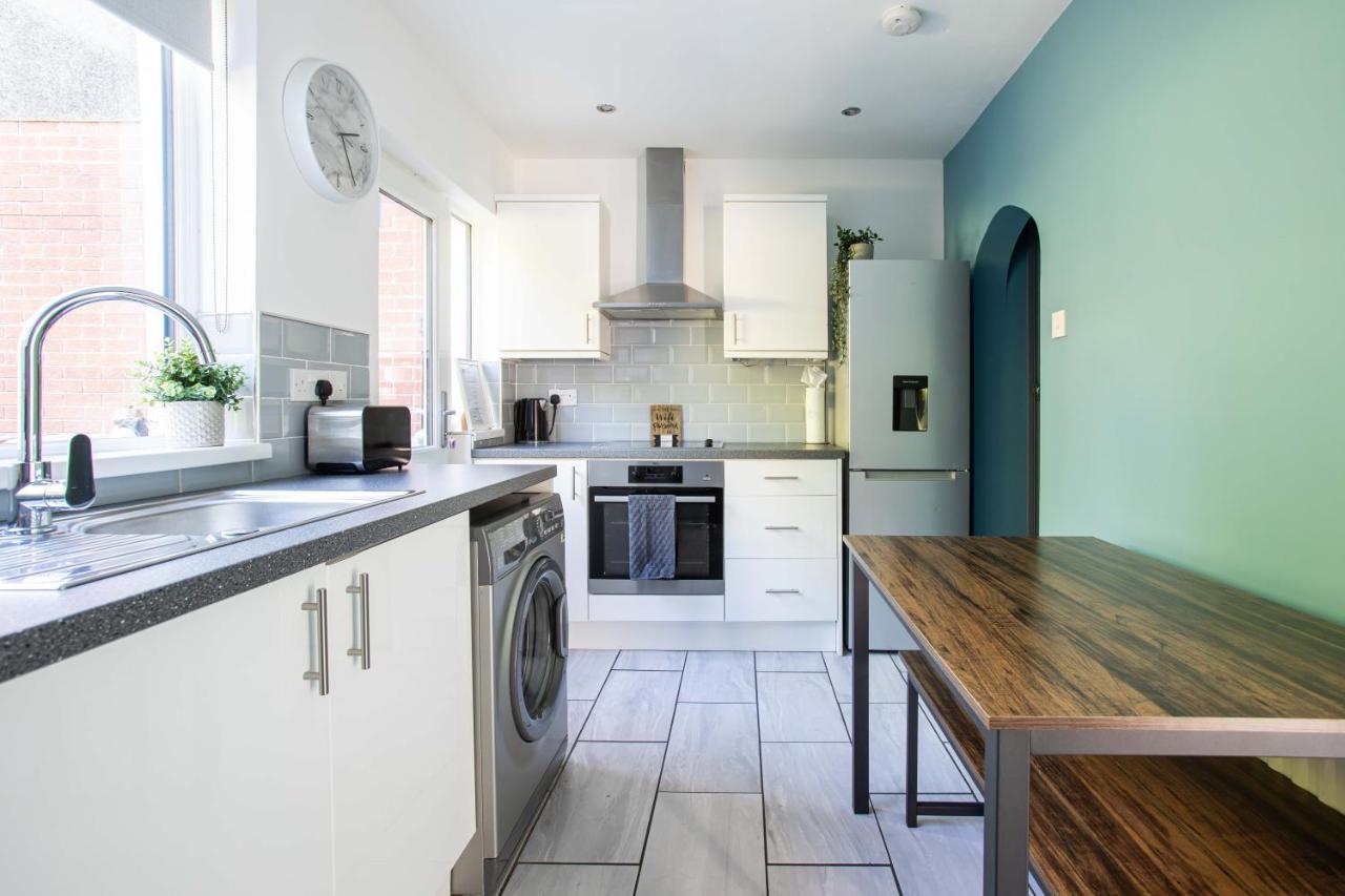 Fully Refurbished North Belfast Home Екстер'єр фото