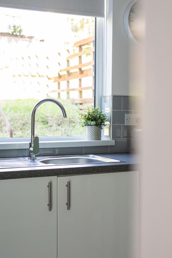 Fully Refurbished North Belfast Home Екстер'єр фото