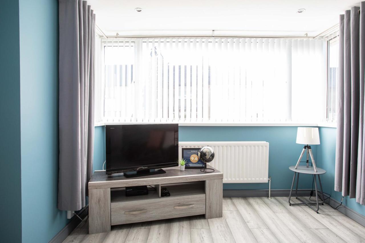 Fully Refurbished North Belfast Home Екстер'єр фото