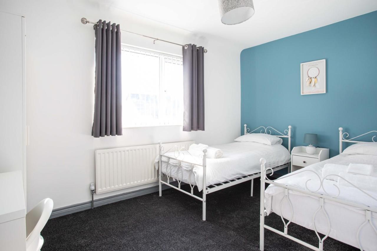 Fully Refurbished North Belfast Home Екстер'єр фото