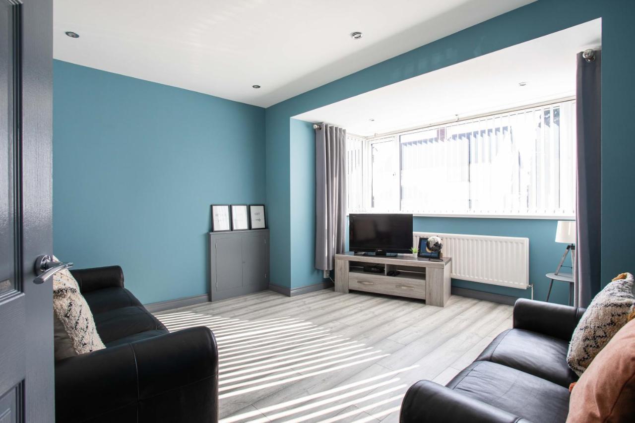 Fully Refurbished North Belfast Home Екстер'єр фото