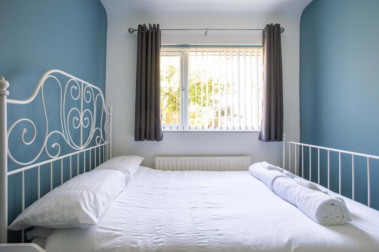 Fully Refurbished North Belfast Home Екстер'єр фото
