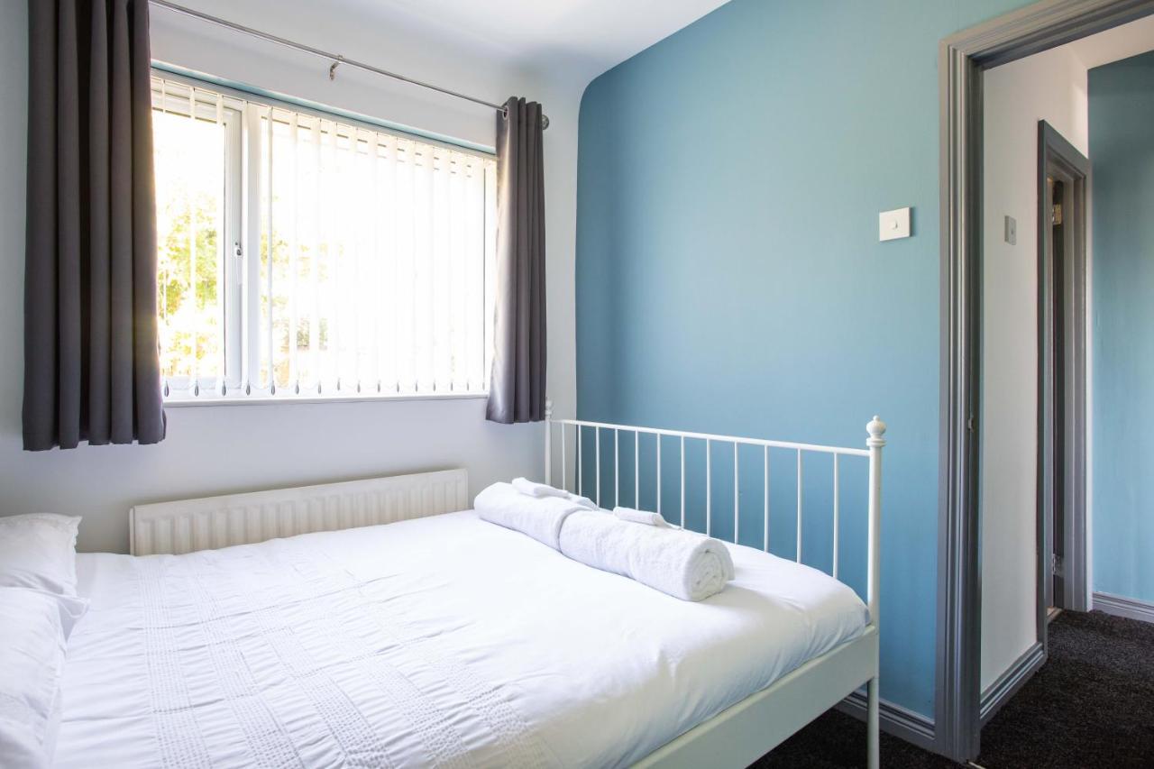 Fully Refurbished North Belfast Home Екстер'єр фото